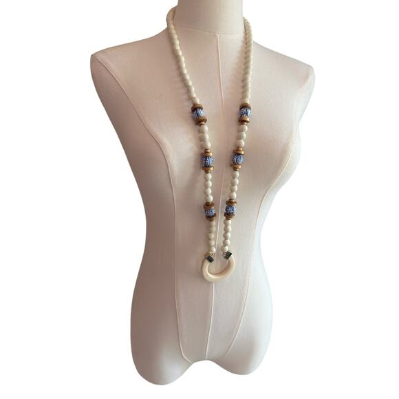 20" Ivory Cream Beaded Necklace Blue Asian Inspired Beads with - Picture 5 of 6